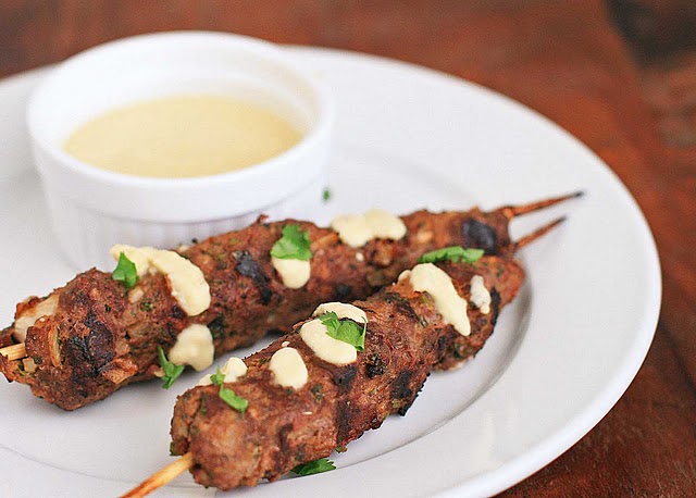 Grilled Beef with Hummus Dip