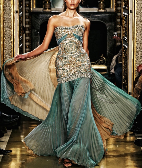 gold gown red carpet