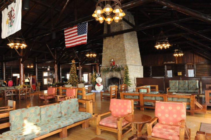 Trolley Tours - Starved Rock Lodge