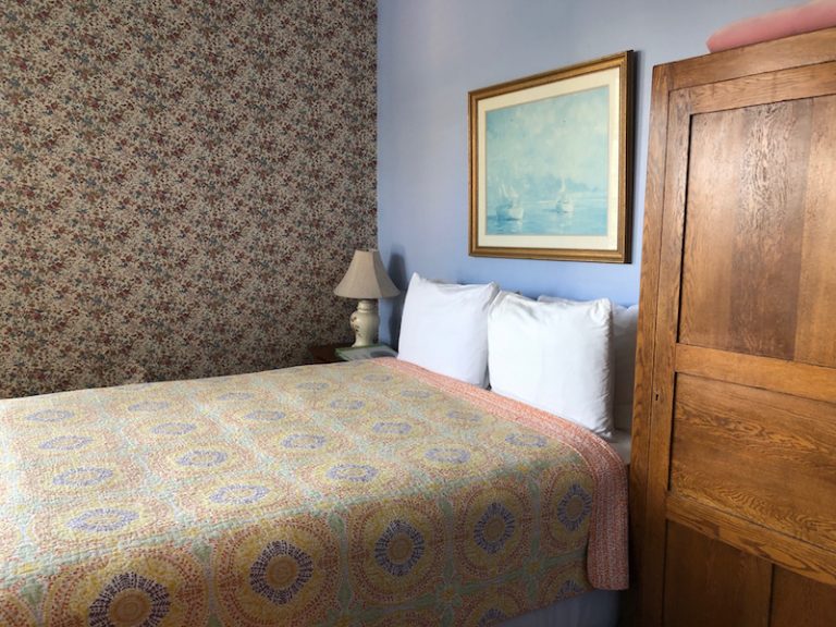 Discover The History And Charm Of Pine Cottage, A Mackinac Island Bed ...